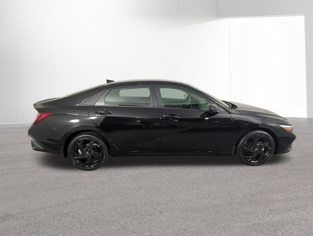 New 2026 Hyundai Elantra Sport FWD image 37