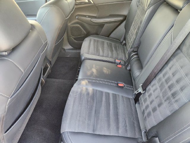 Used 2024 Mitsubishi Outlander SE FWD image 29
