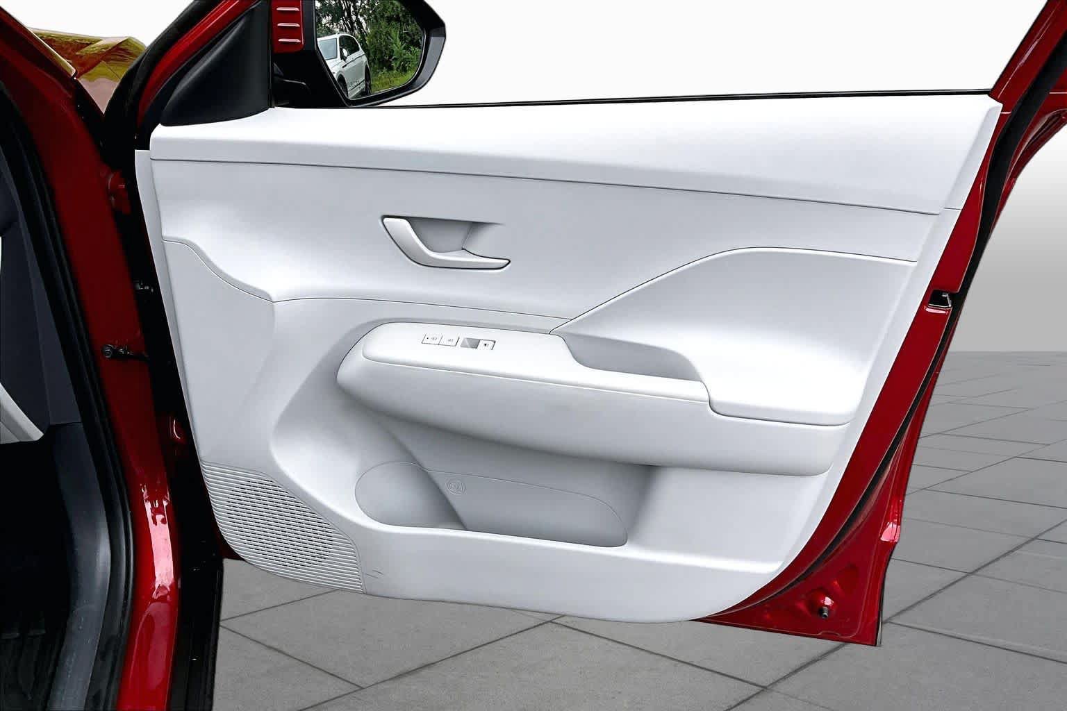 Used 2024 Hyundai Kona SEL FWD image 21
