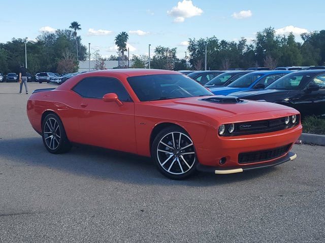 Used 2023 Dodge Challenger R/T w/ Plus Package image 32