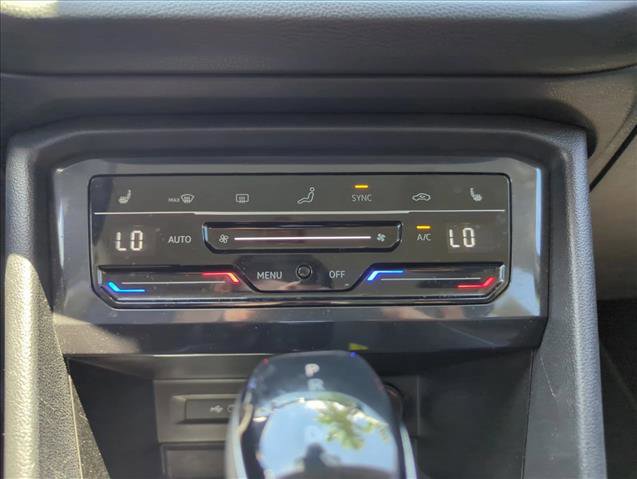 Used 2023 Volkswagen Tiguan SE FWD image 10