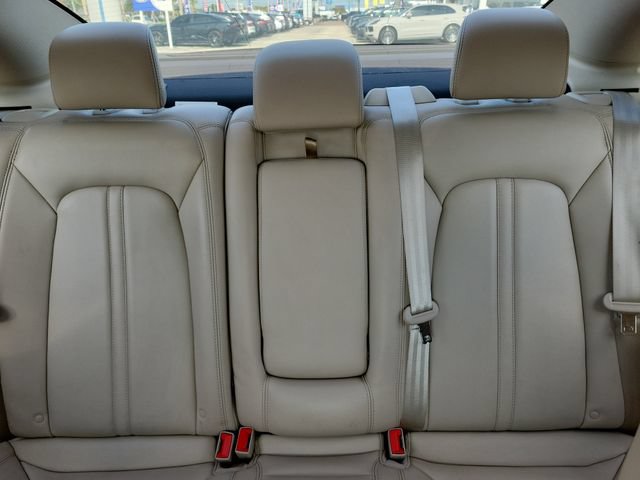 Used 2019 Lincoln MKZ Premiere FWD image 18