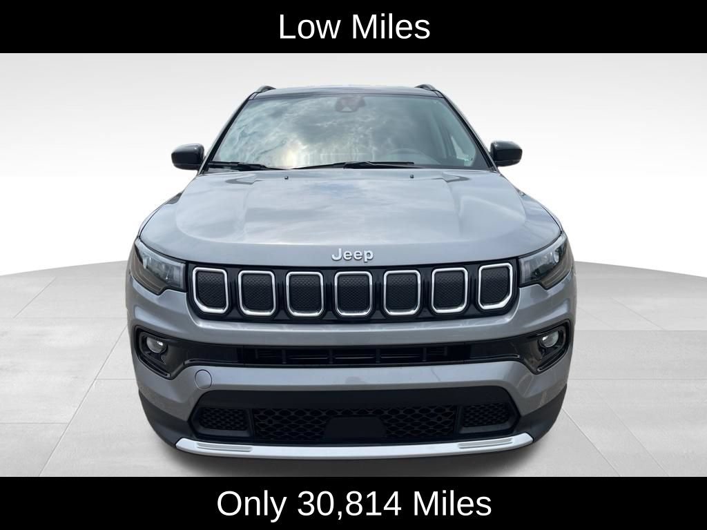 Used 2022 Jeep Compass Limited AWD/4WD image 2
