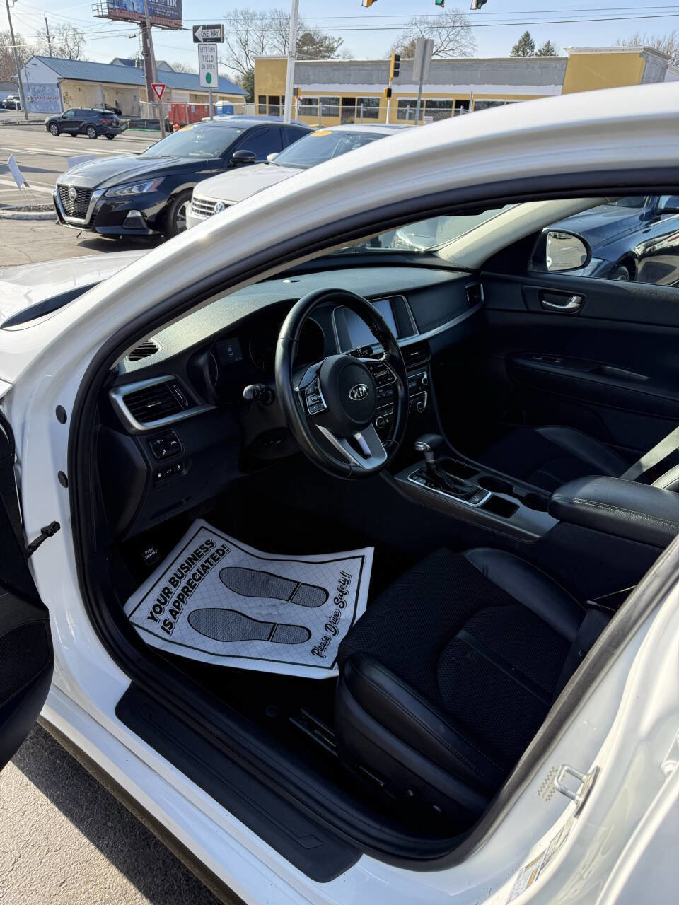 Used 2019 Kia Optima S w/ S Panoramic Sunroof Package image 11