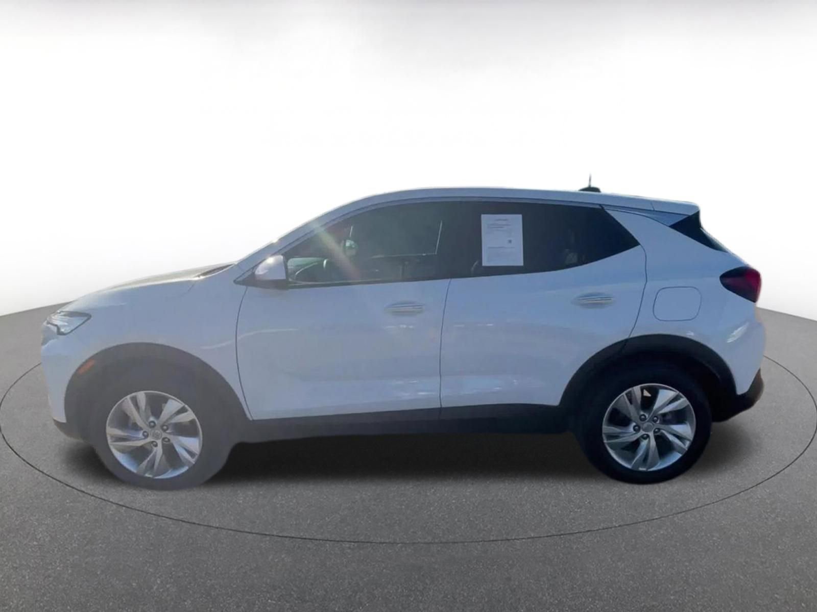 Used 2025 Buick Encore GX Preferred FWD image 9