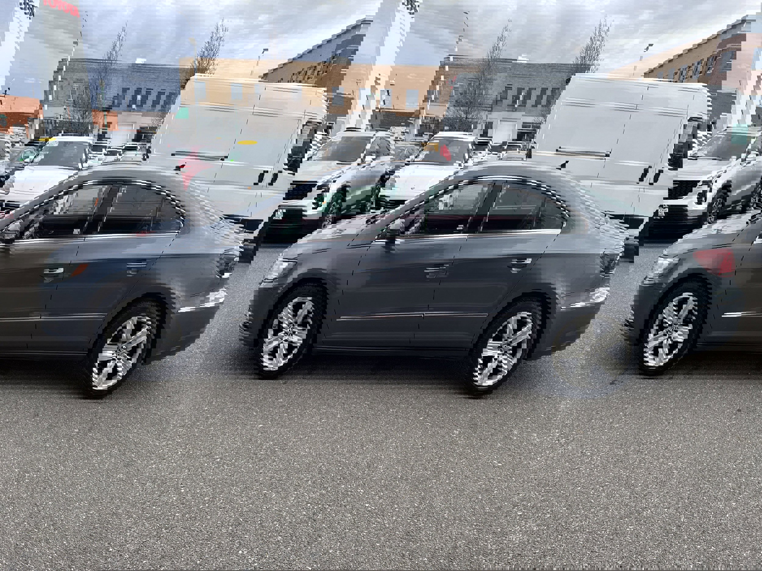 Used 2013 Volkswagen CC Sport image 6