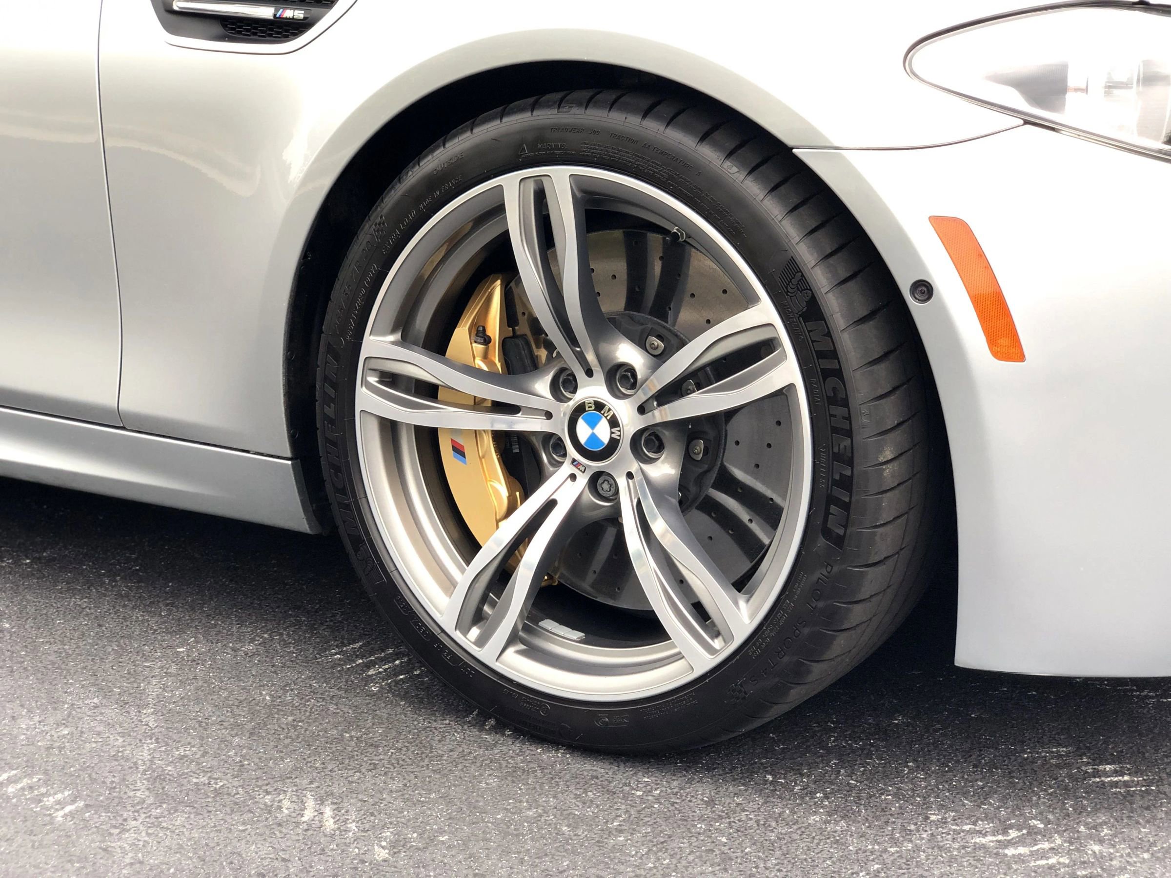 Used 2016 BMW M5 image 43