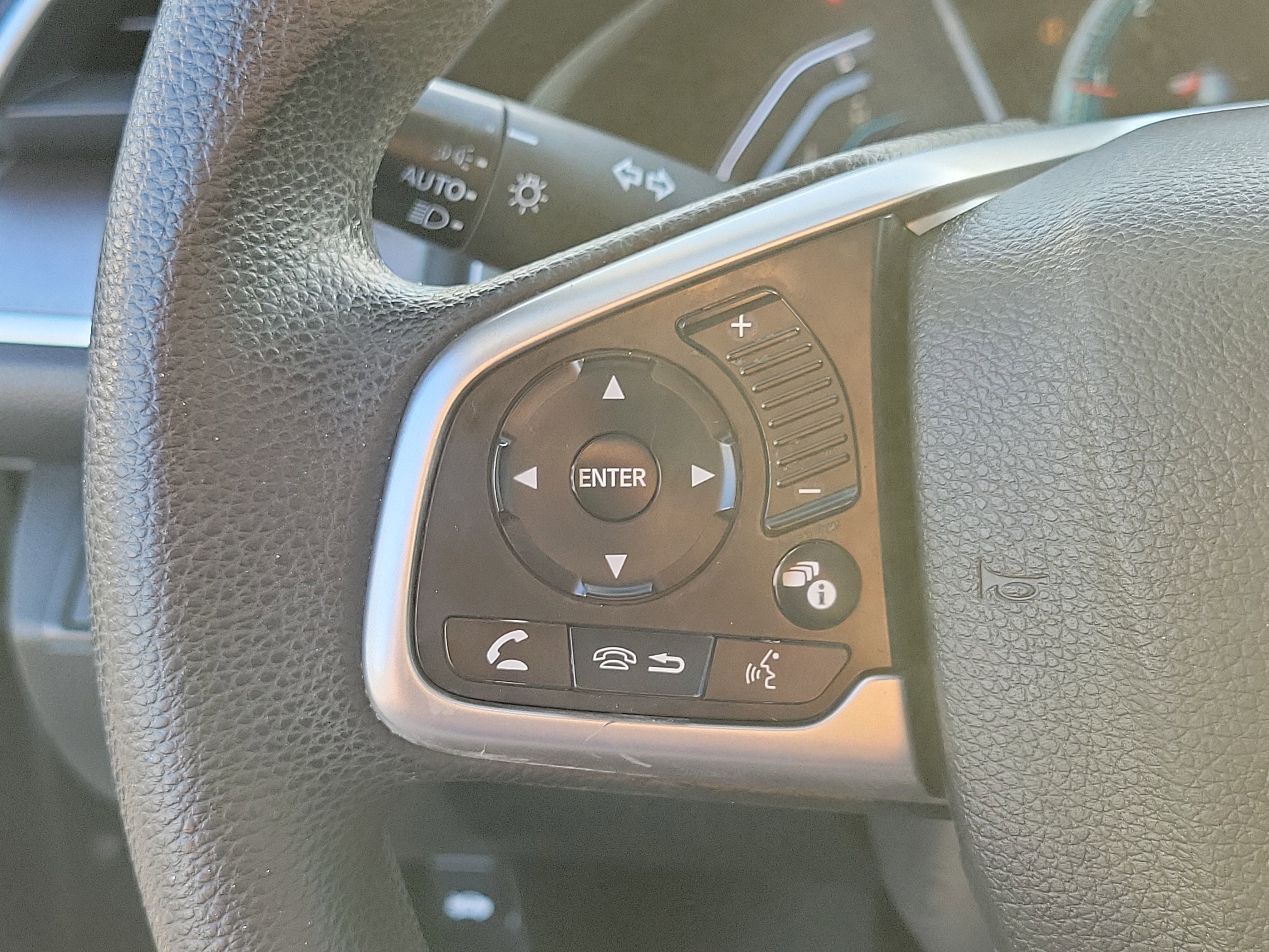 Used 2018 Honda Civic EX image 21