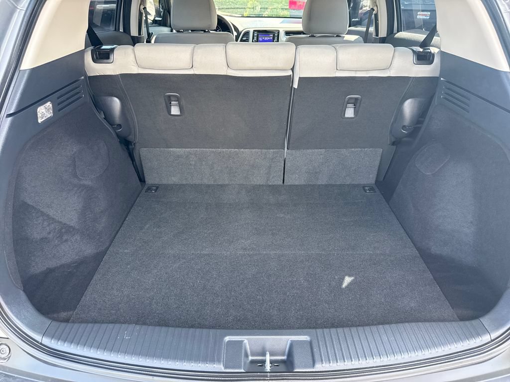 Certified 2022 Honda HR-V LX image 41
