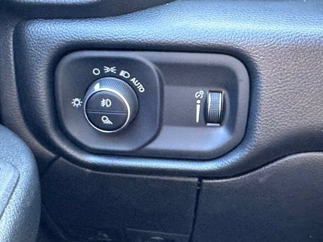 New 2026 RAM 2500 Tradesman AWD/4WD image 18