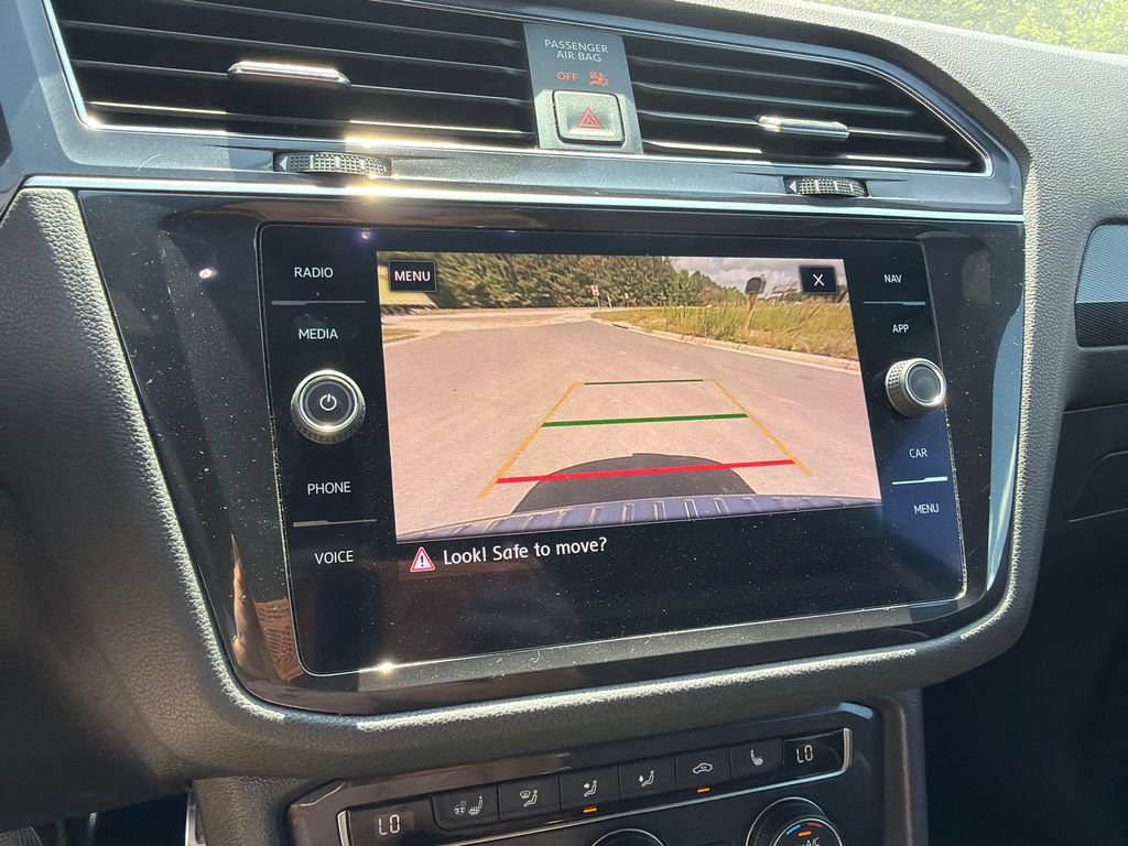 Used 2019 Volkswagen Tiguan SEL Premium R-Line AWD/4WD image 29