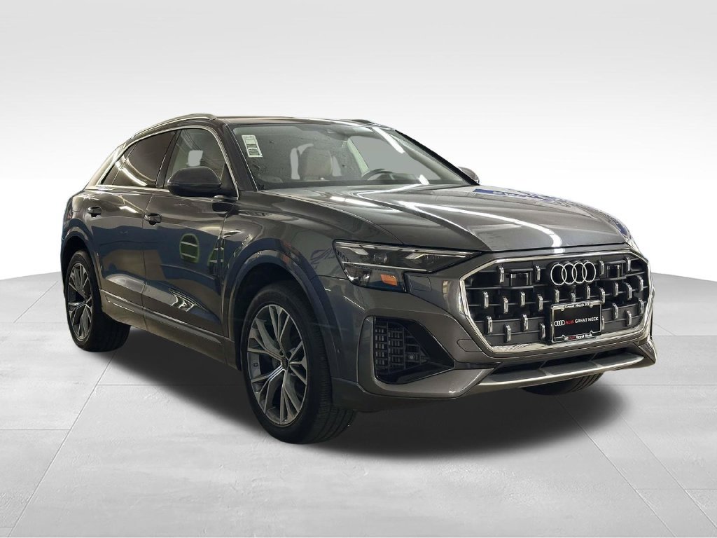 Used 2025 Audi Q8 Premium w/ Convenience Package AWD/4WD image 10