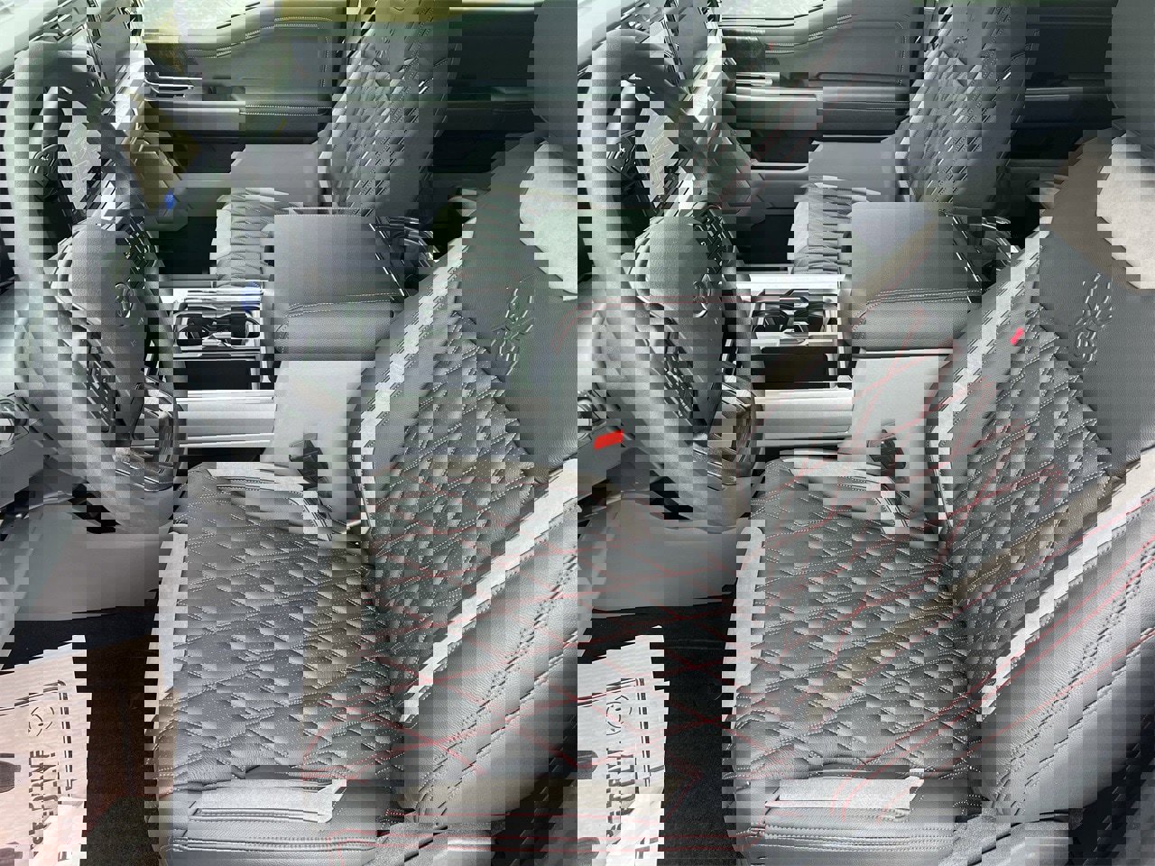 New 2025 Ford F250 XLT w/ Black Appearance Package image 25
