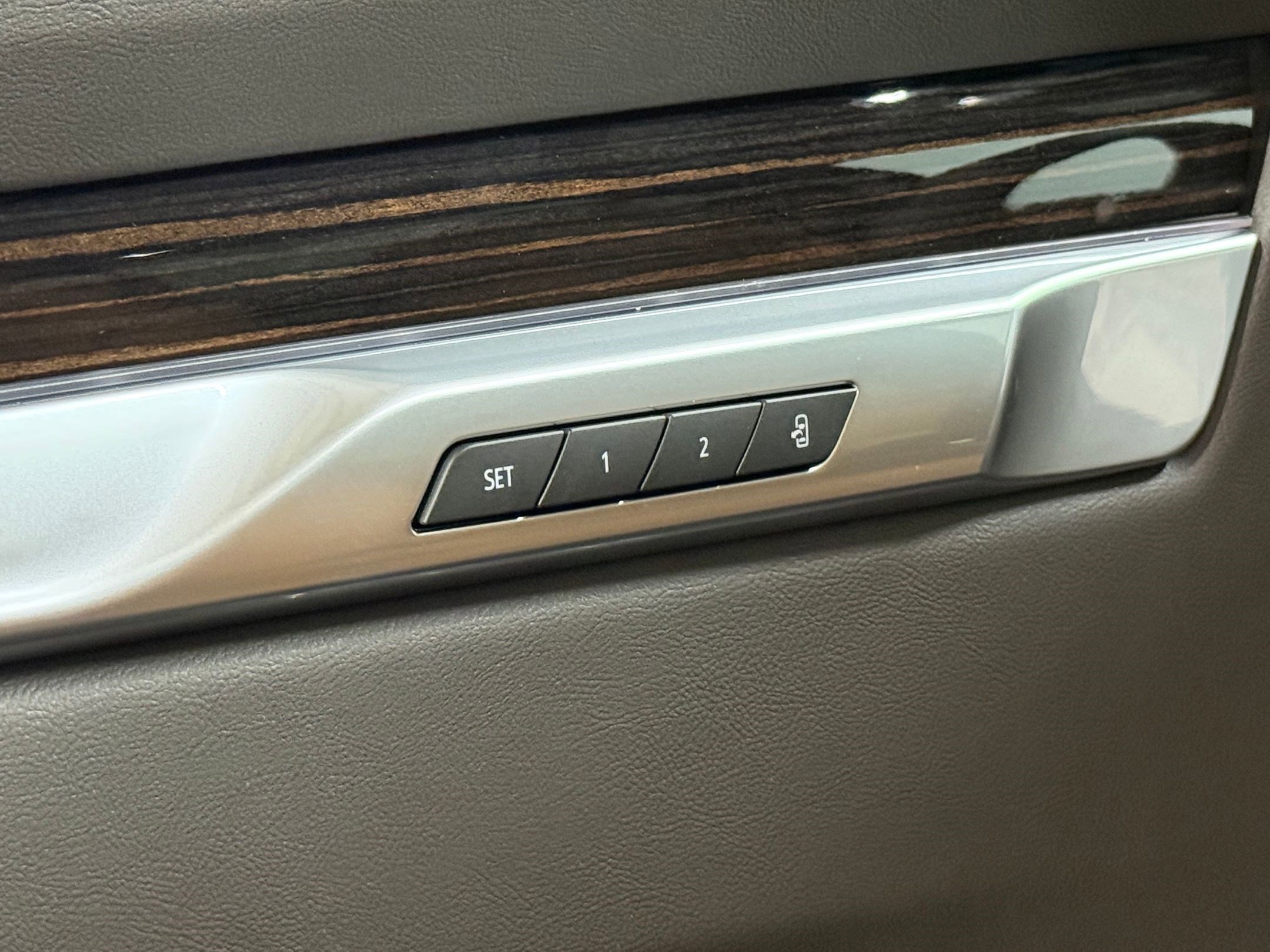 Certified 2026 Cadillac Escalade Luxury image 22