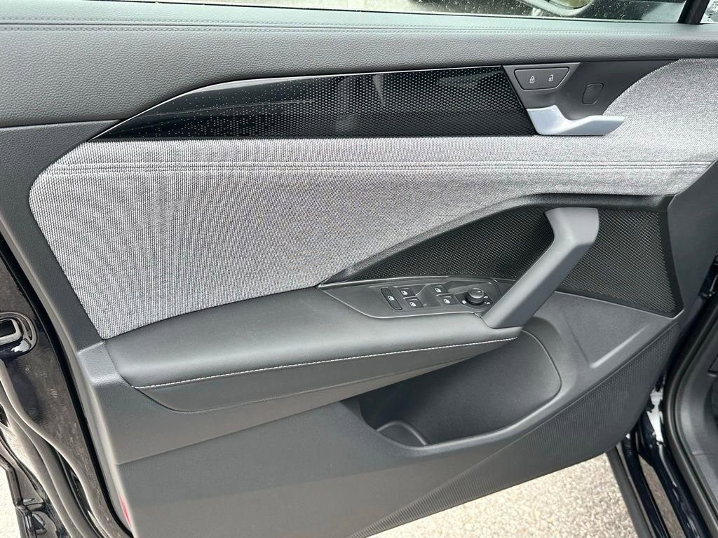 New 2026 Volkswagen Tiguan S image 19