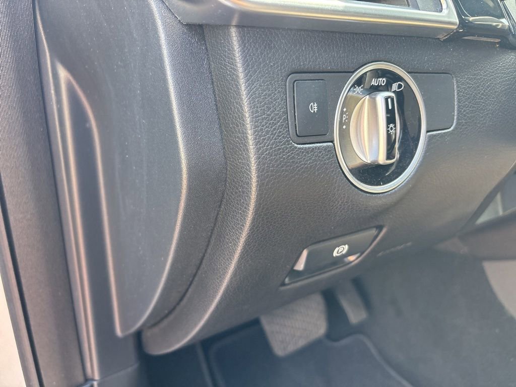 Used 2016 Mercedes-Benz GL 450 4MATIC image 14