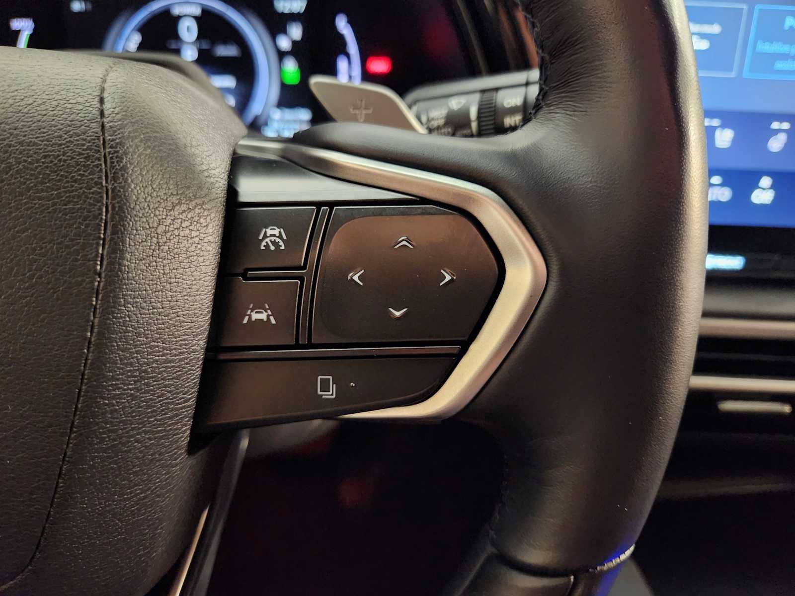Used 2024 Lexus RX 450h AWD w/ Convenience Package image 28