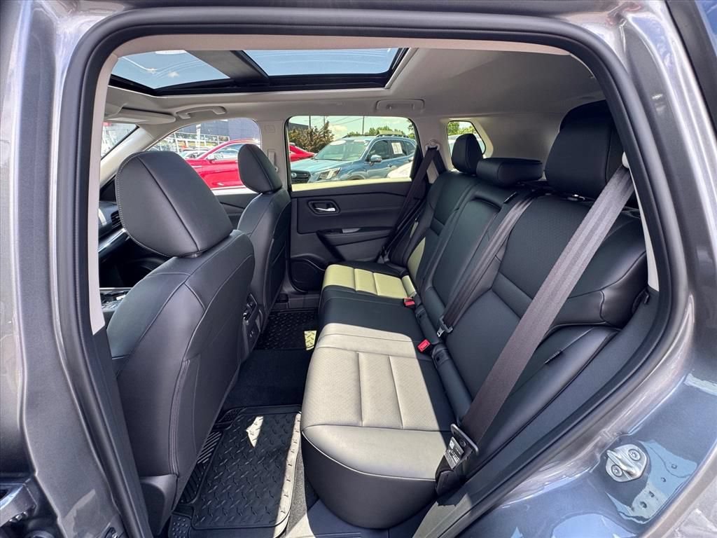 Certified 2026 Nissan Rogue Dark Armor FWD image 12