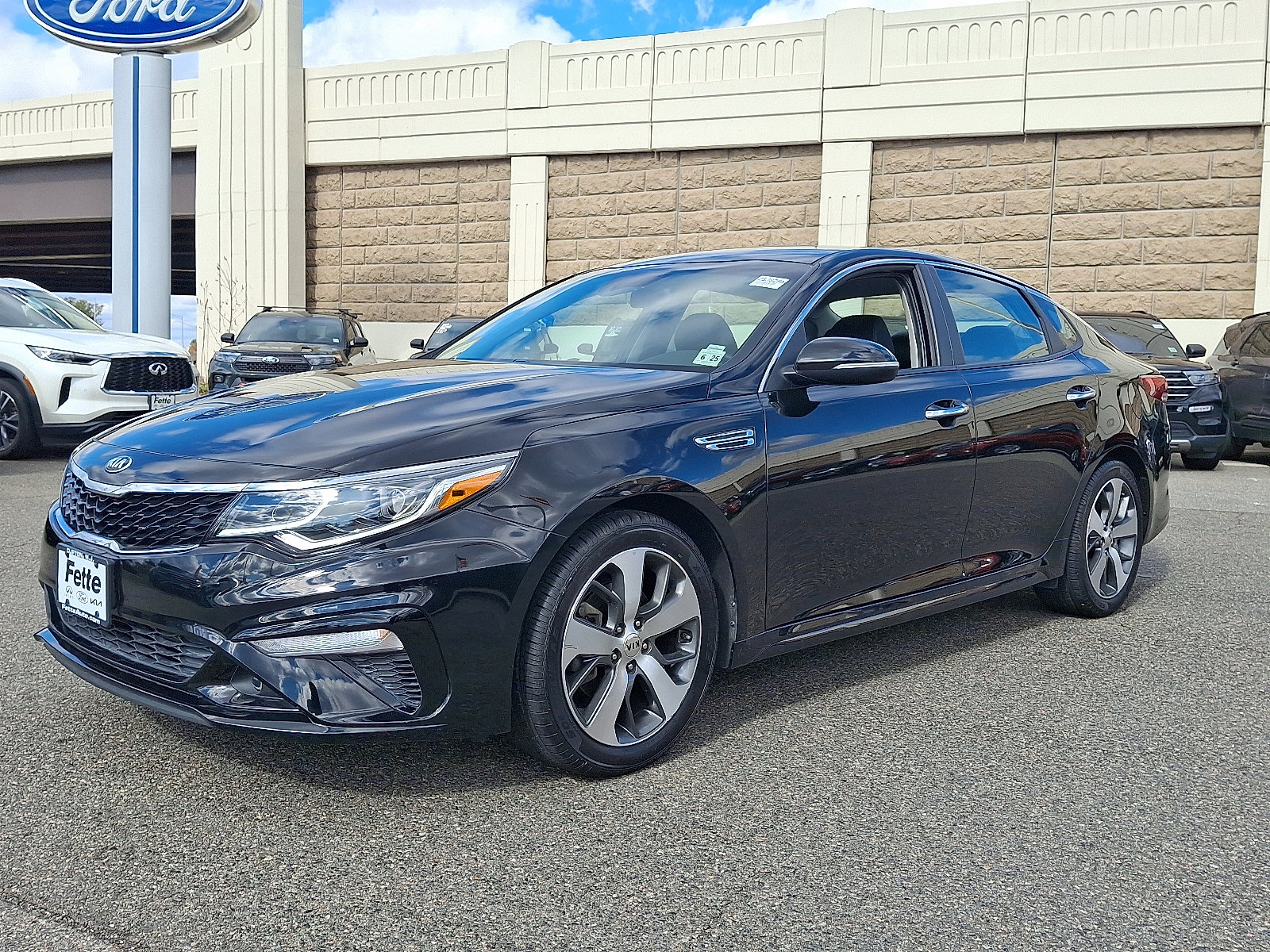Used 2020 Kia Optima S image 1