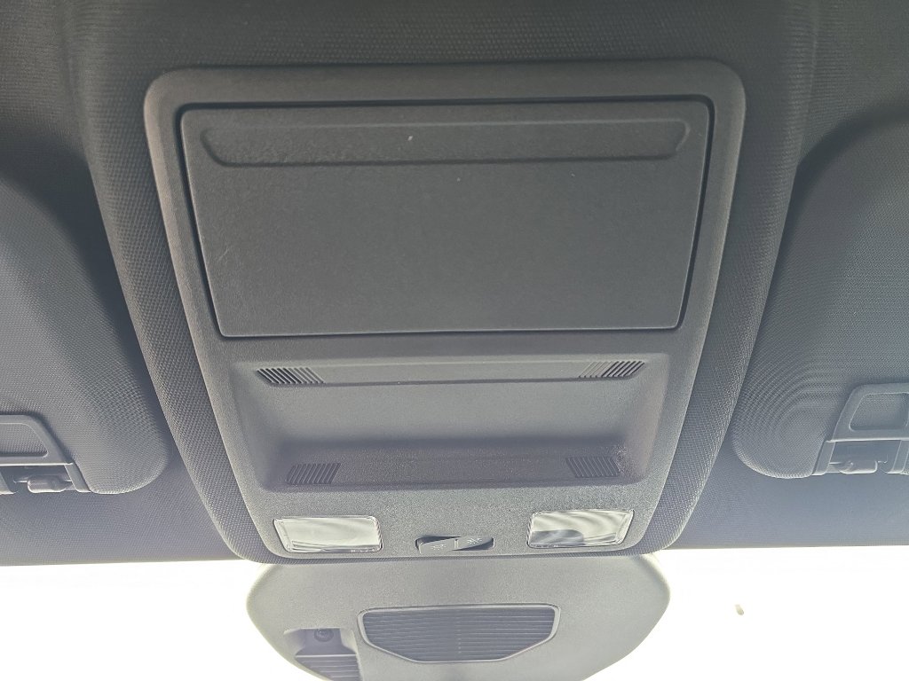 Used 2025 Ford Escape ST-Line image 18