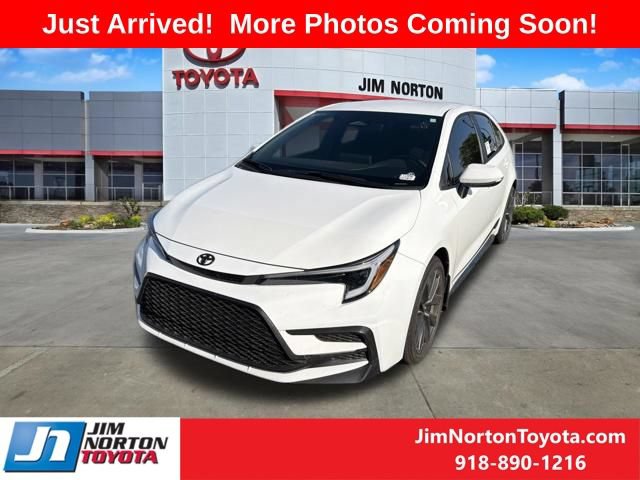 Used 2026 Toyota Corolla SE FWD image 4