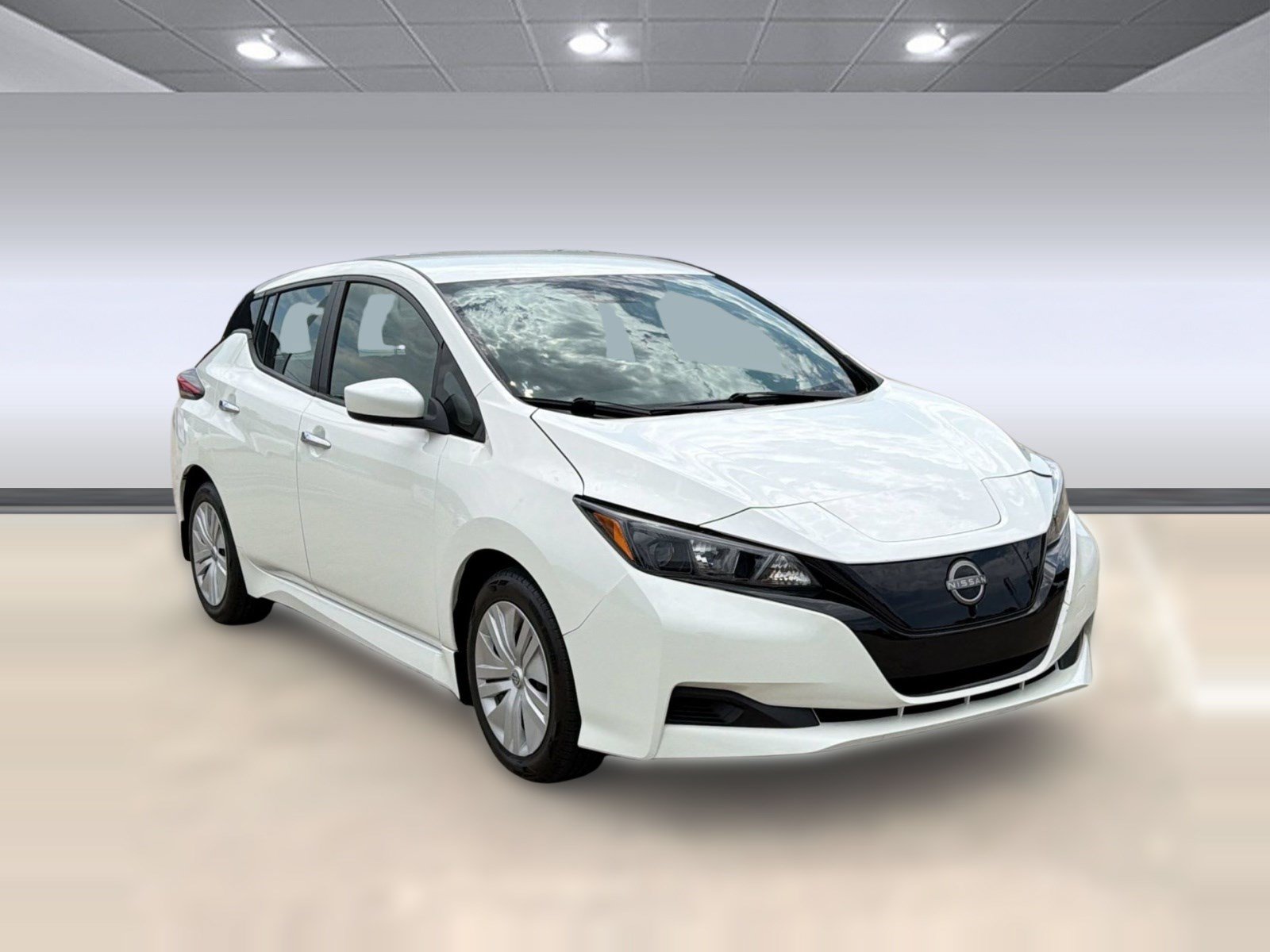 Used 2023 Nissan Leaf S FWD image 7