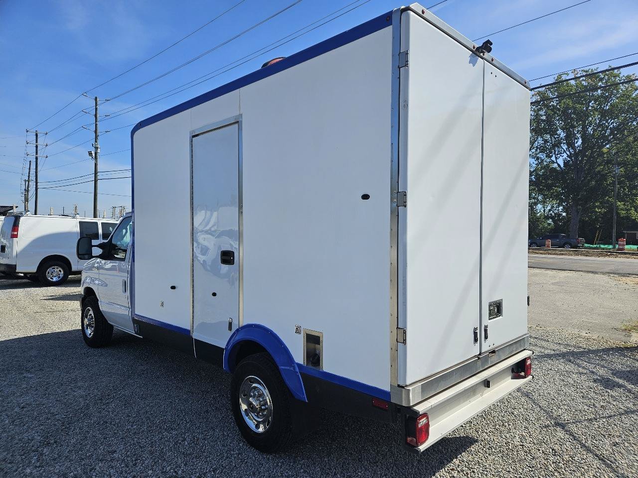 Used 2023 Ford E-350 and Econoline 350 Super Duty w/ Power Windows & Locks Group RWD image 3