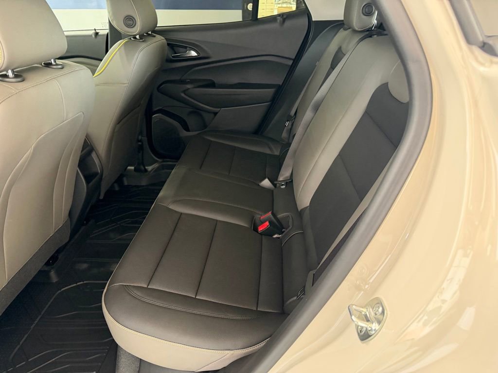 New 2026 Chevrolet Trax ACTIV w/ Sunroof Package image 30