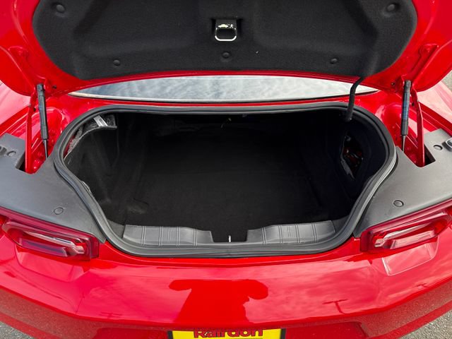 Used 2020 Chevrolet Camaro LT RWD image 26