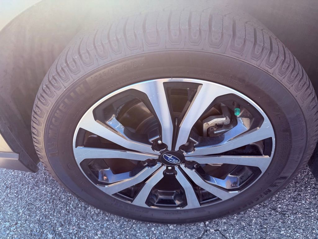 Used 2020 Subaru Forester Limited image 17