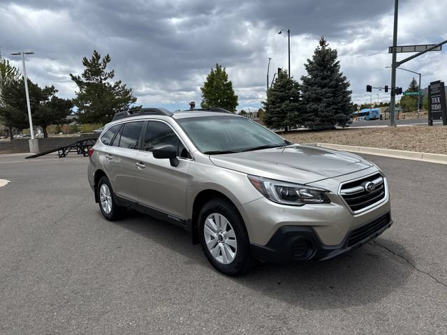 Used 2019 Subaru Outback 2.5i AWD/4WD image 1