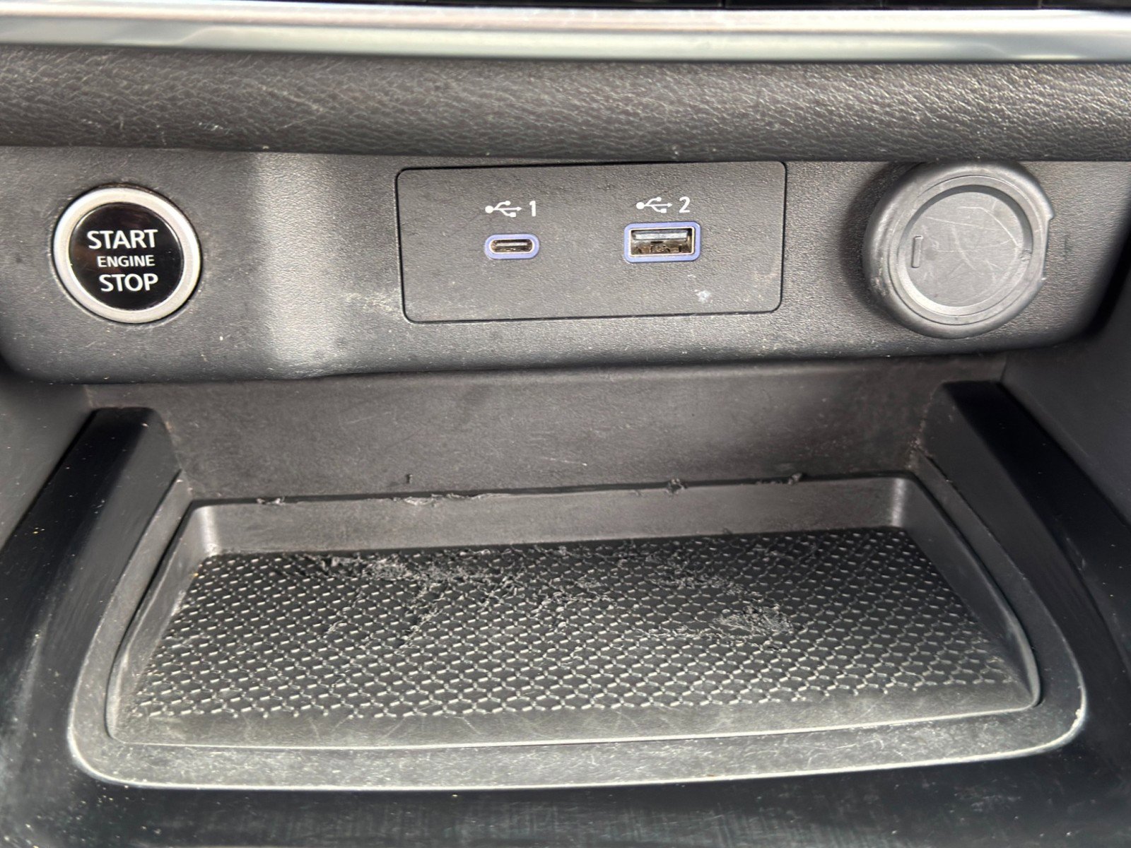 Used 2023 Nissan Rogue SV image 26