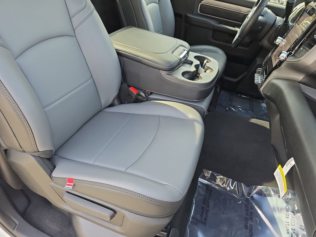 New 2026 RAM 2500 Tradesman AWD/4WD image 10
