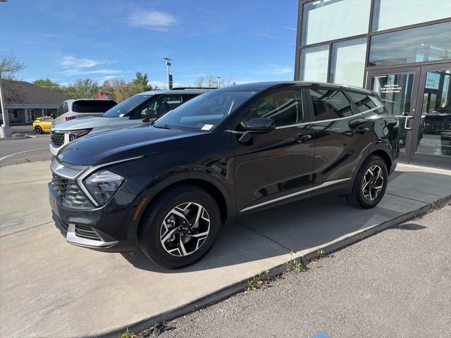 Certified 2023 Kia Sportage LX image 2