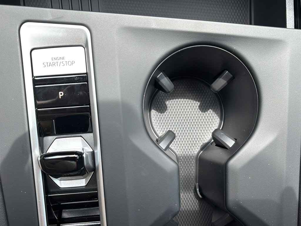 New 2026 Volkswagen Atlas SE FWD image 29