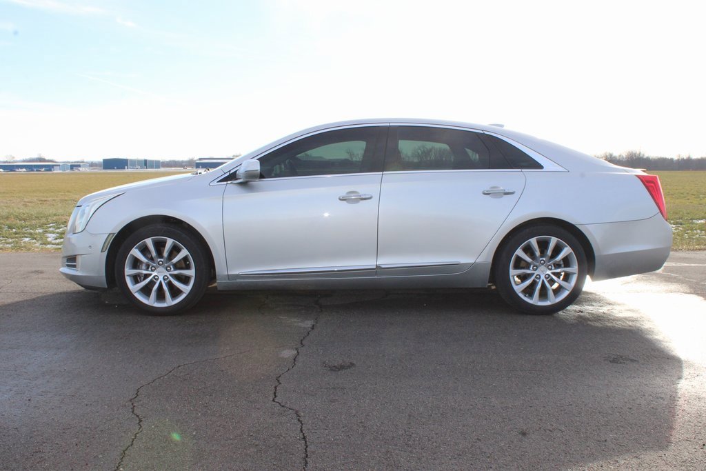 Used 2016 Cadillac XTS Luxury image 4
