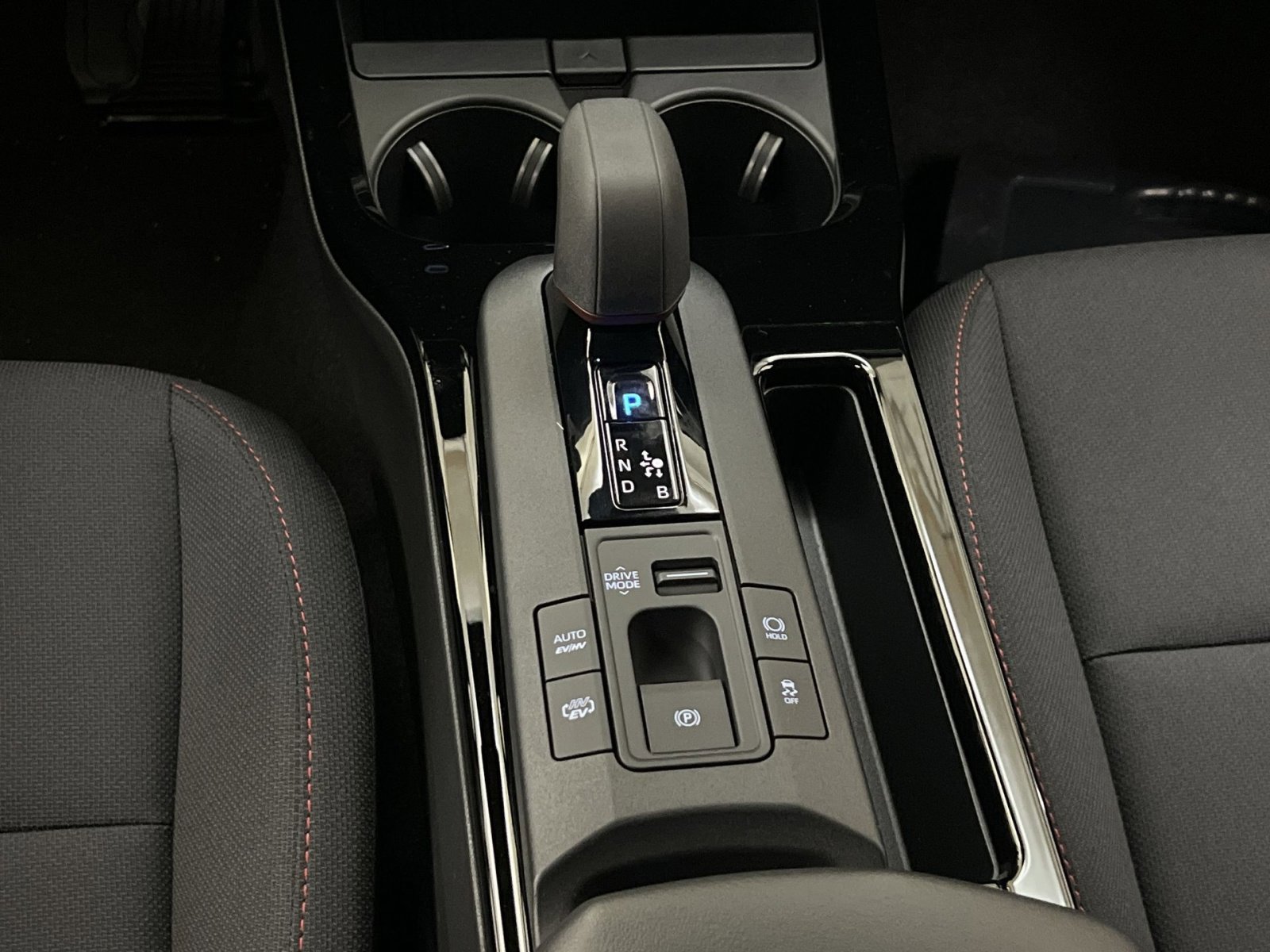 New 2026 Toyota Prius SE image 16