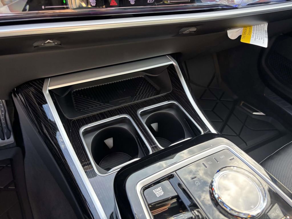 New 2026 BMW 740i xDrive image 24