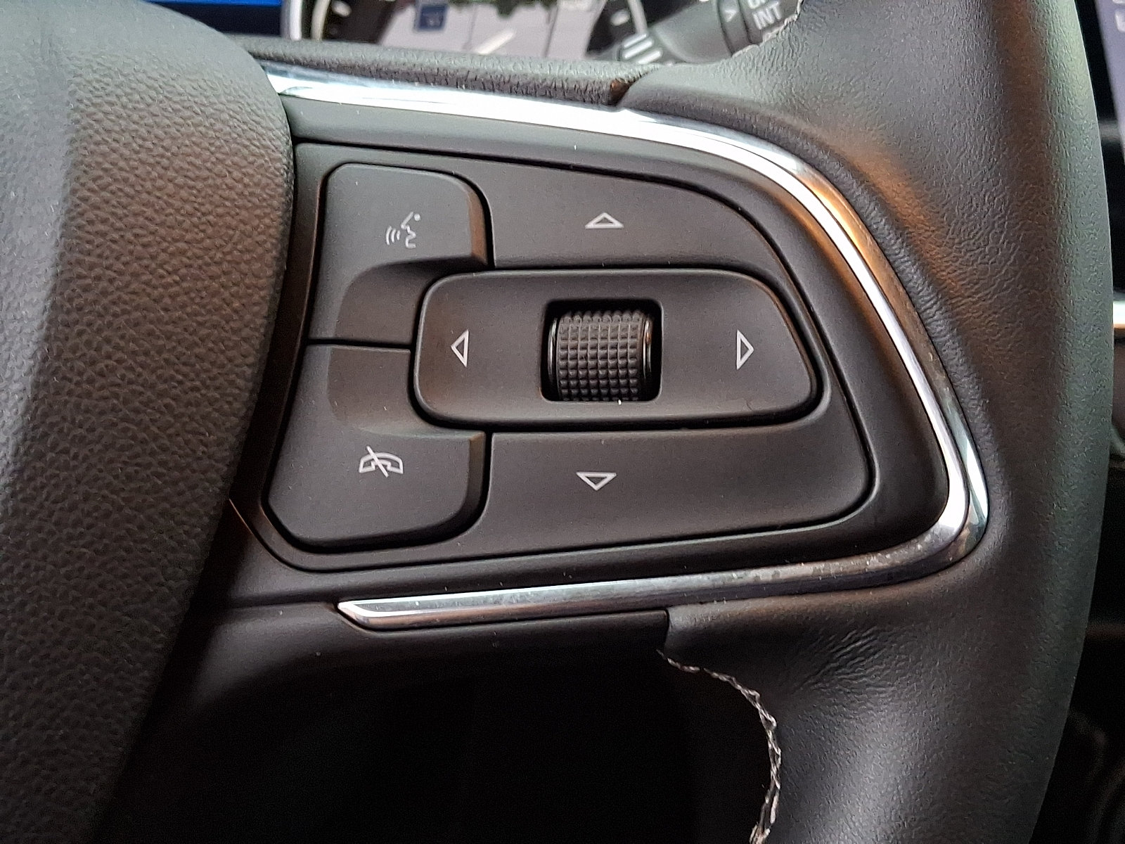 Certified 2023 Buick Encore GX Select FWD image 21