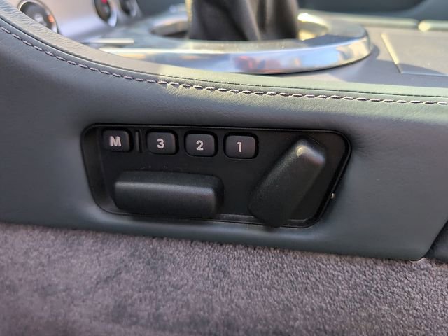 Used 2011 Aston Martin DB9 Volante image 28