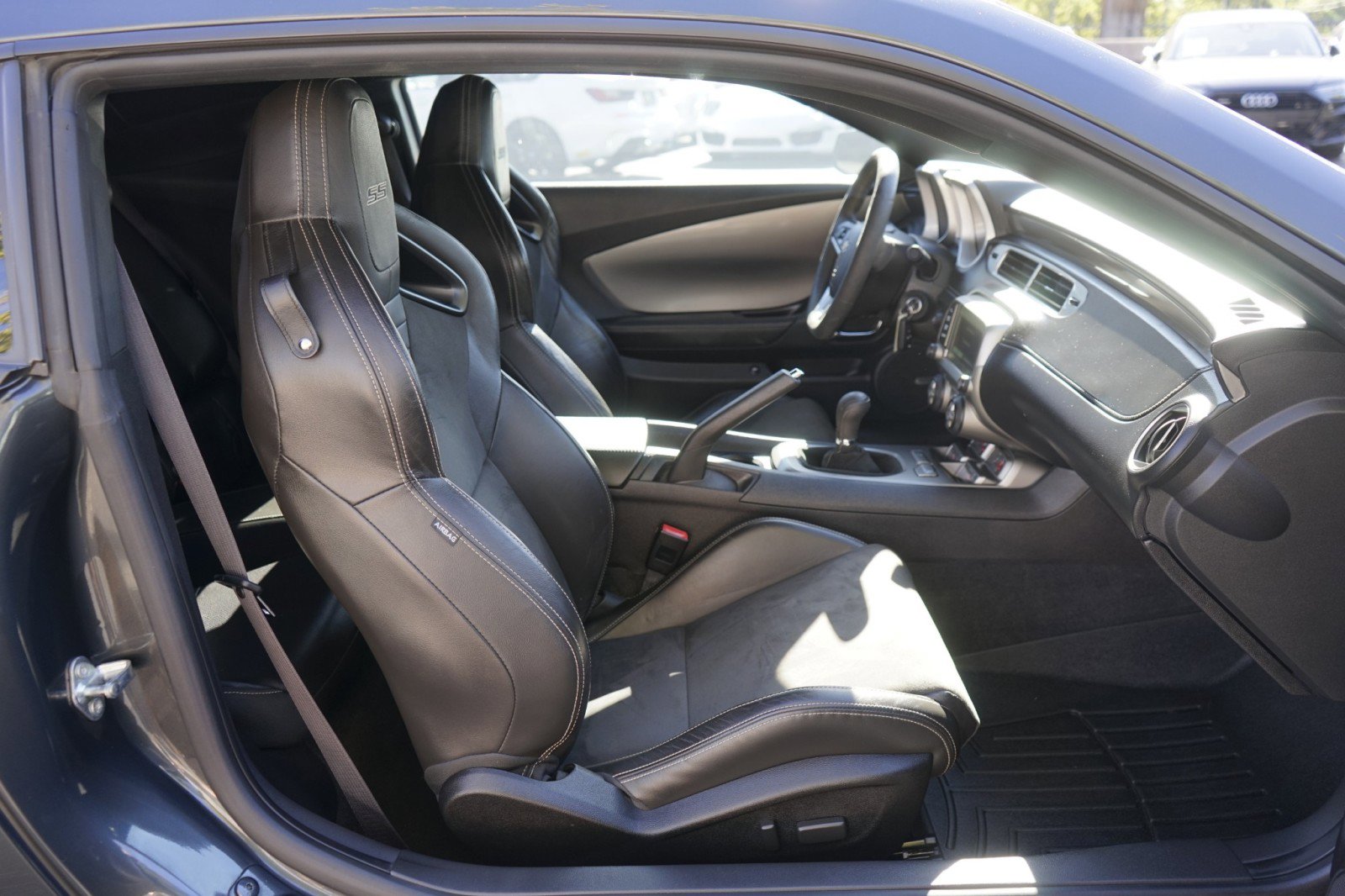 Used 2015 Chevrolet Camaro SS w/ SS Performance Package image 18