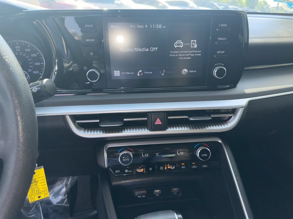 Used 2022 Kia K5 LX FWD image 25