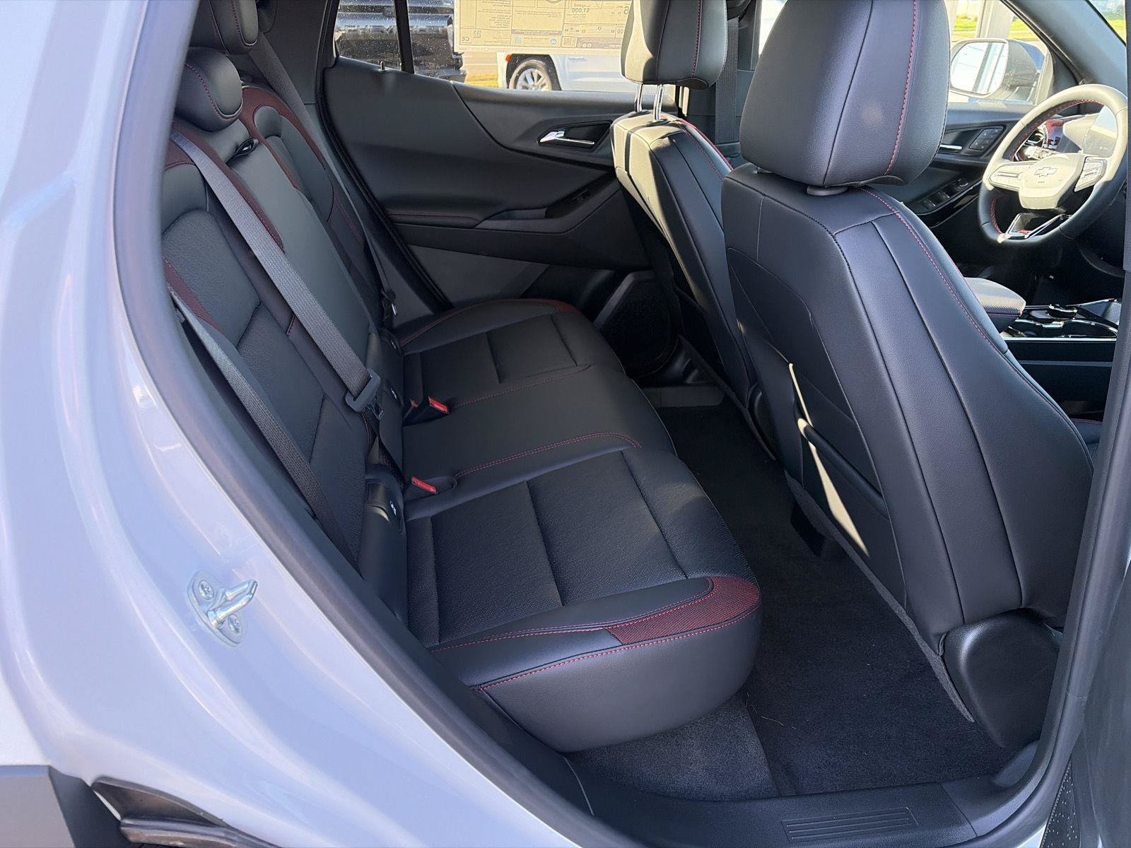 New 2027 Chevrolet Equinox RS w/ Safety and Technology Package AWD/4WD image 12