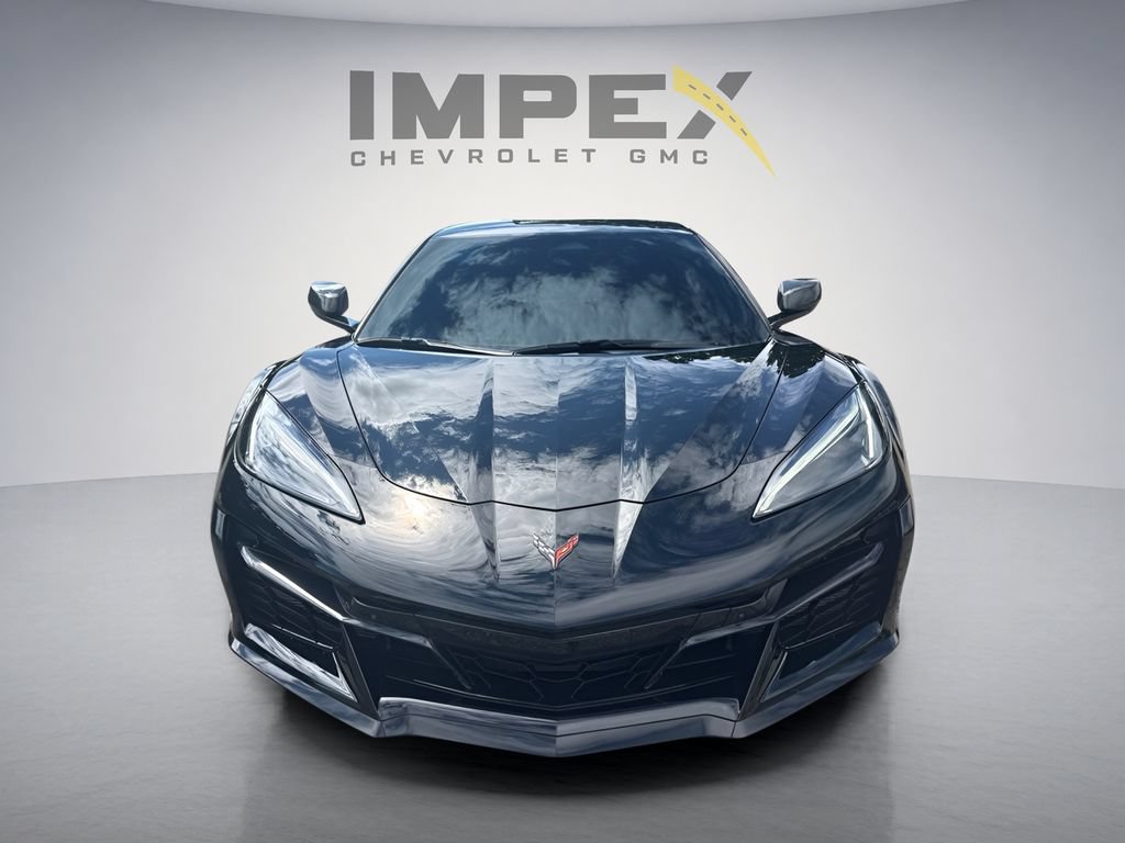 Used 2025 Chevrolet Corvette Z06 w/ Stealth Interior Trim Package RWD image 8