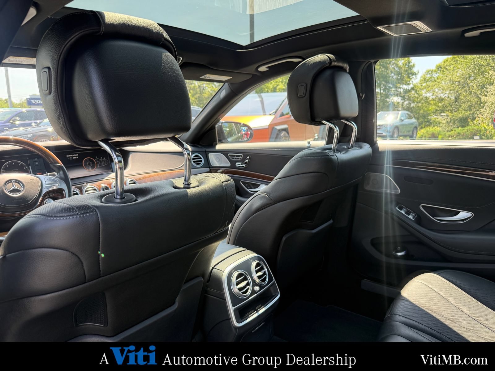 Used 2015 Mercedes-Benz S 550 4MATIC Sedan image 21