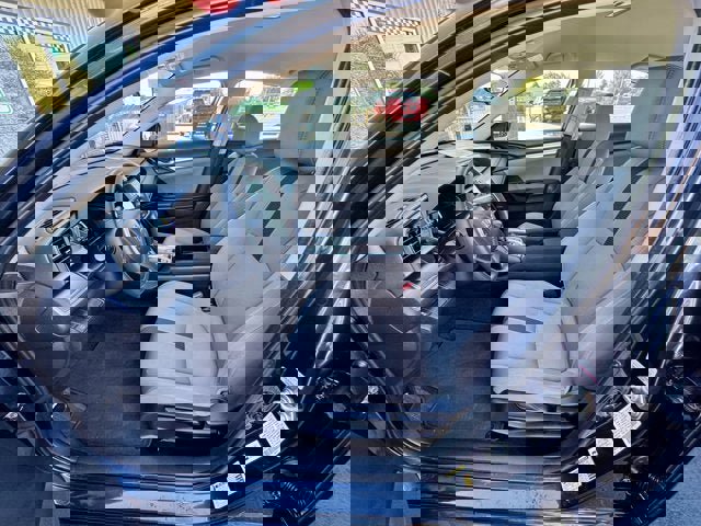 Used 2018 Honda Civic LX image 9