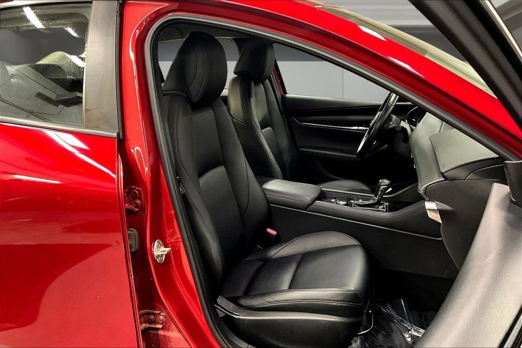 Used 2019 MAZDA MAZDA3 AWD Sedan w/ Preferred Package image 27