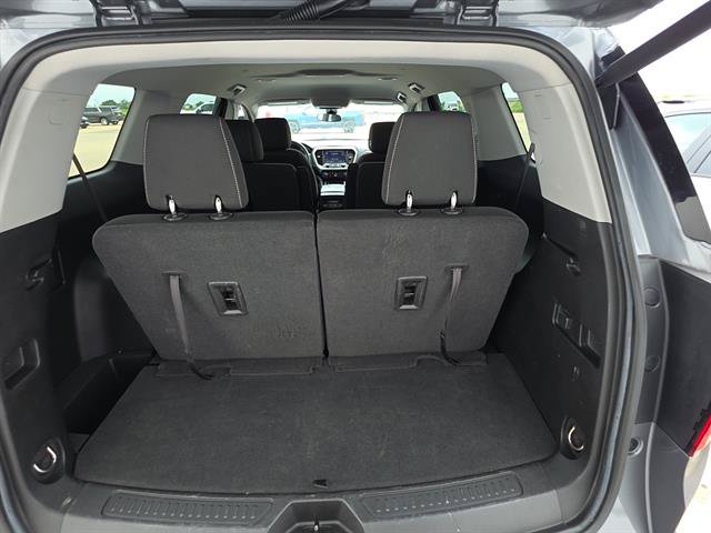 Used 2022 GMC Acadia SLE w/ Driver Convenience Package FWD image 20