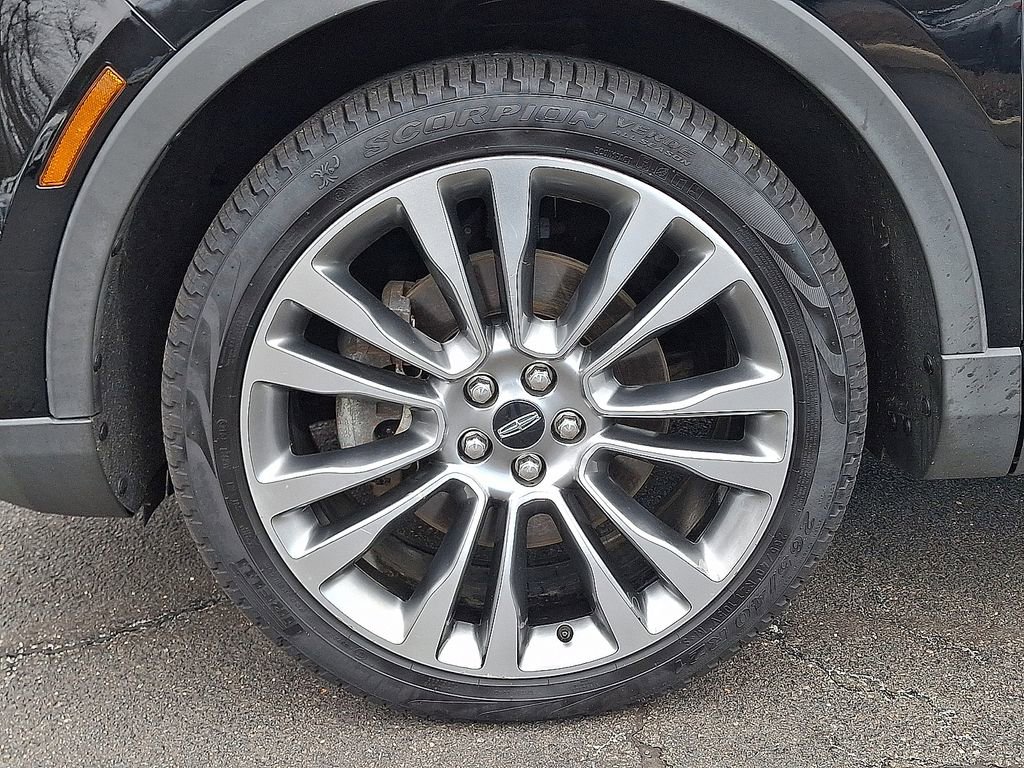 Used 2018 Lincoln MKX Reserve w/ Driver Assistance Package image 9