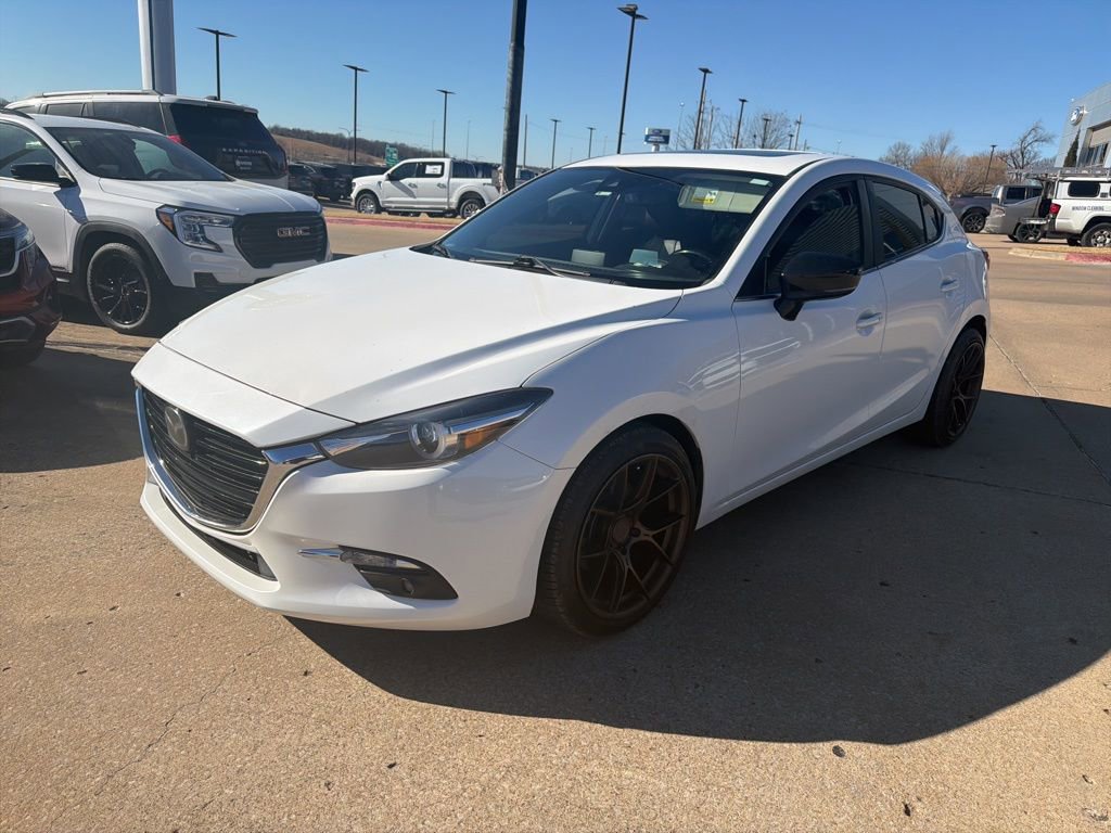 Used 2018 MAZDA MAZDA3 Grand Touring w/ Premium Equipment Package image 3